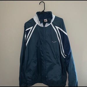 nike windbreaker